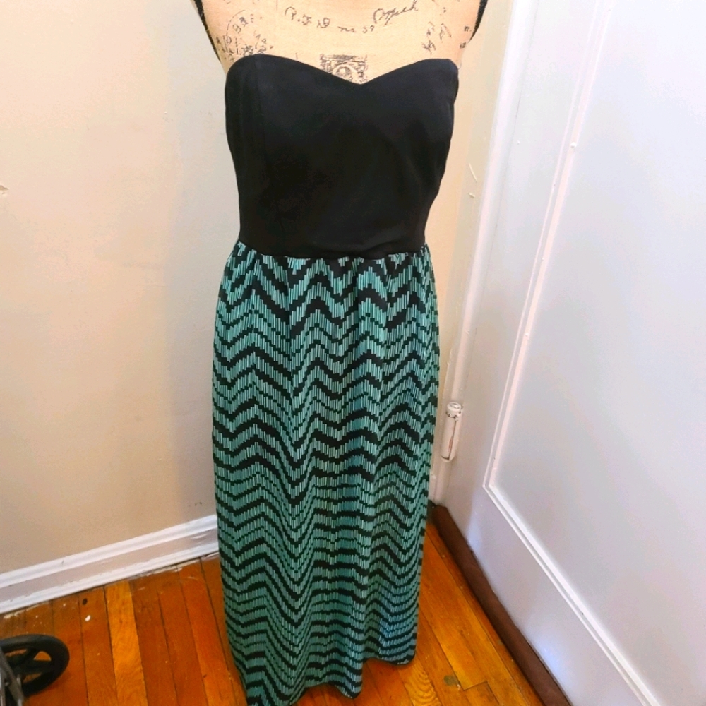 Black and green maxi dress size large